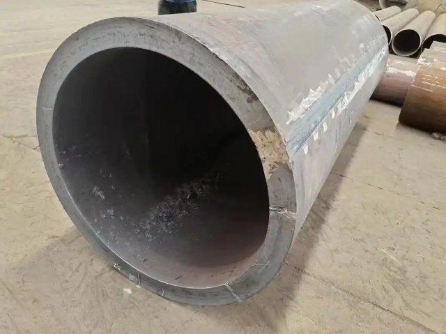 新密30CrMo大口径无缝钢管